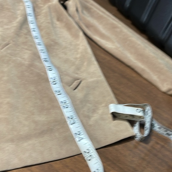 Beautiful jacket - Picture 5 of 6